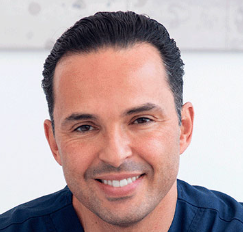Dr. Luciano Bascoy